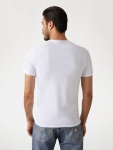 GUESS

T-SHIRT LOGO TRIANGOLO

M2YI36I3Z14 - immagine 9