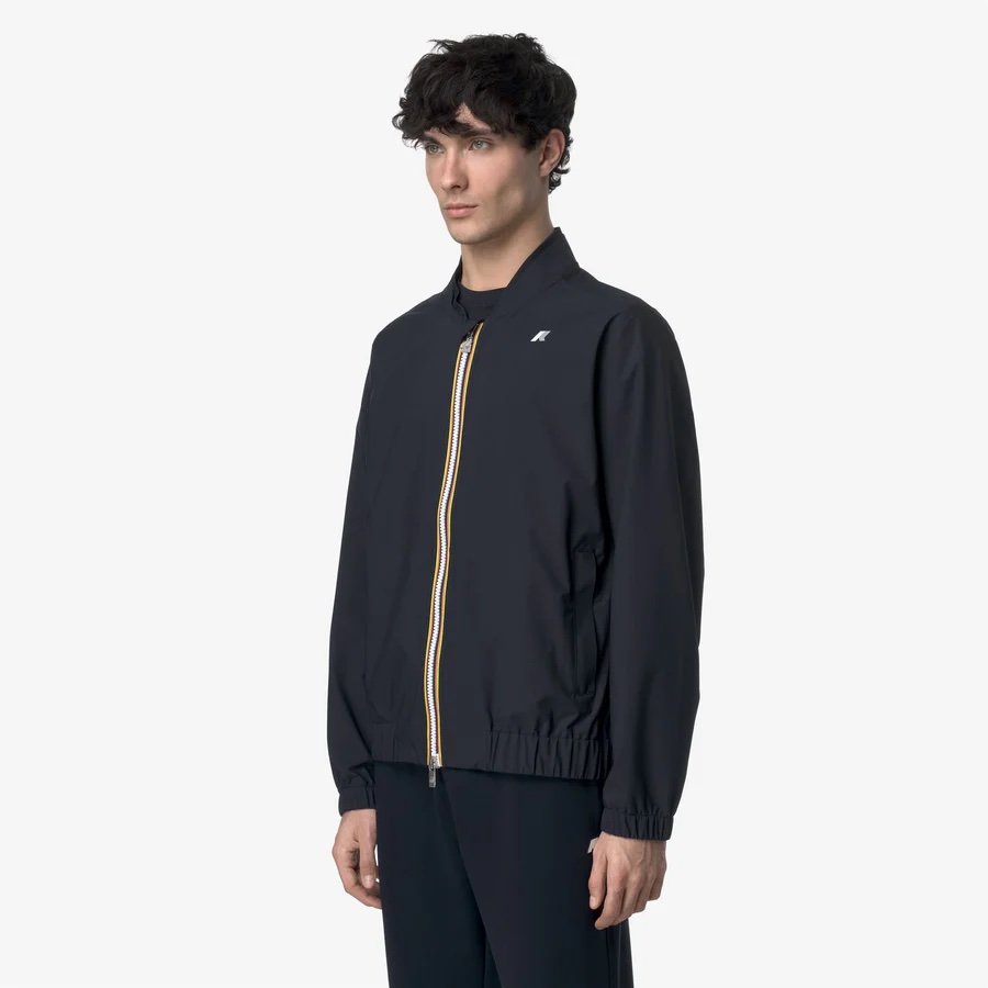 K-WAY AURENE STRETCH DOT
BLUE DEPTH
Giacca Impermeabile Slim Fit Uomo Blu per Tempo Variabile
Style: K51376W - Color: K89 - immagine 2
