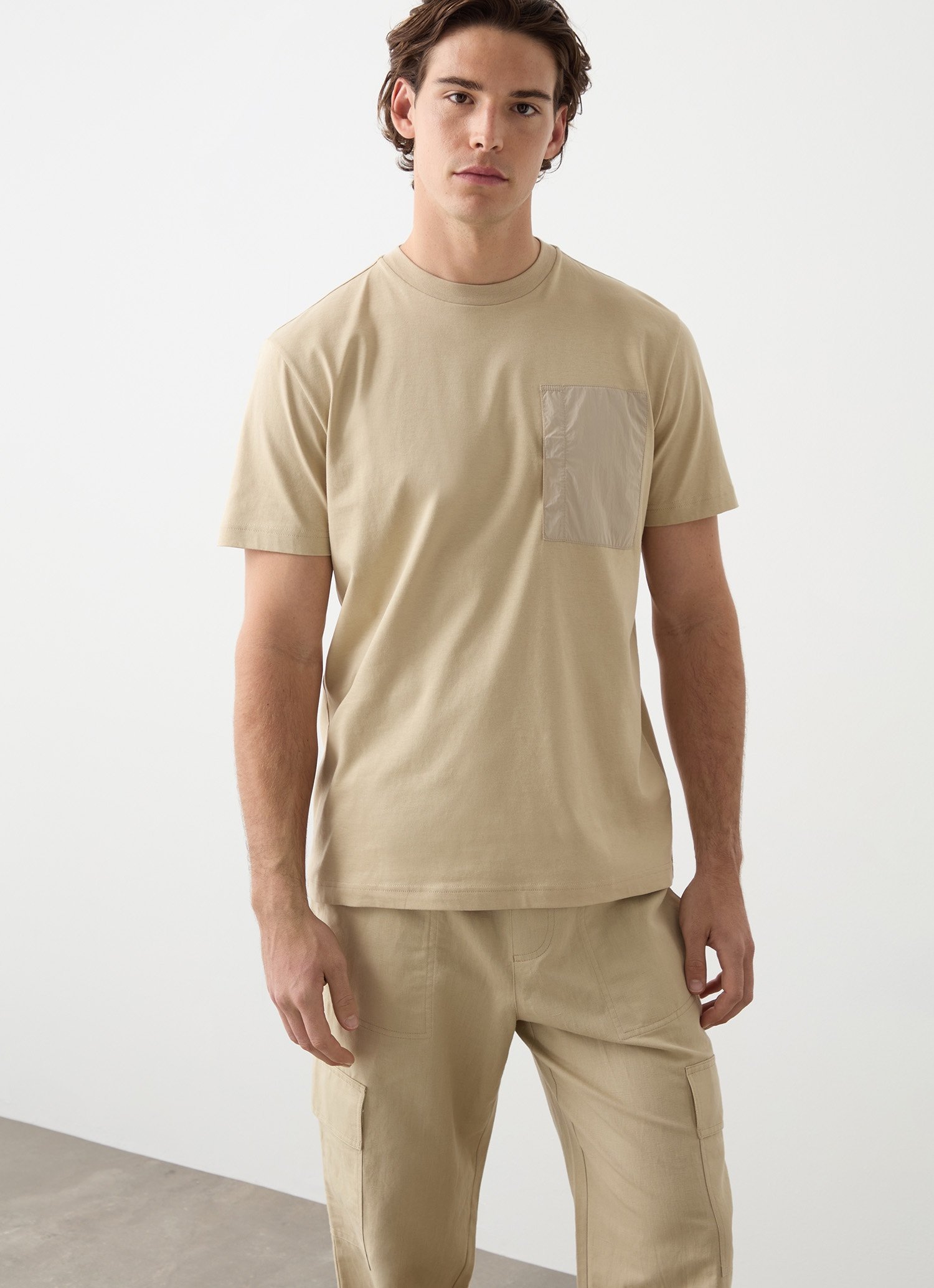 COLMAR T-SHIRT CON TASCA IN NYLON
ART:7526