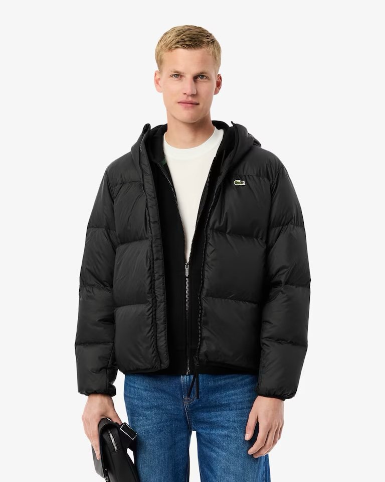 LACOSTS
Giacca imbottita corta impermeabile con cappuccio

REF. BH2905-00
