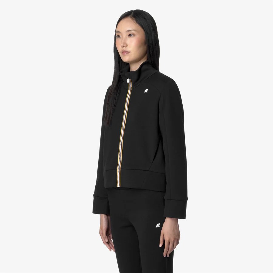 K-WAY ALARA LIGHT SPACER
BLACK PURE
Giacca in Fleece Cropped Donna Nera e Grigia per Tempo Libero e Sport
Style: K2132DW - Color: USY - immagine 2