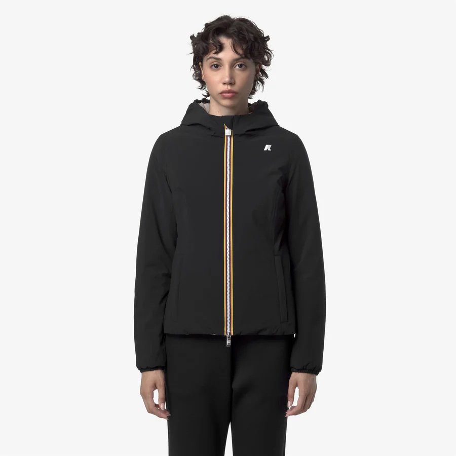 K-WAY 

LILY ST WARM REVERSIBLE
BLACK PURE-BEIGE CASHMERE
Giacca corta impermeabile reversibile da donna, colore beige nero

Style: K6128TW - Color: BC9
