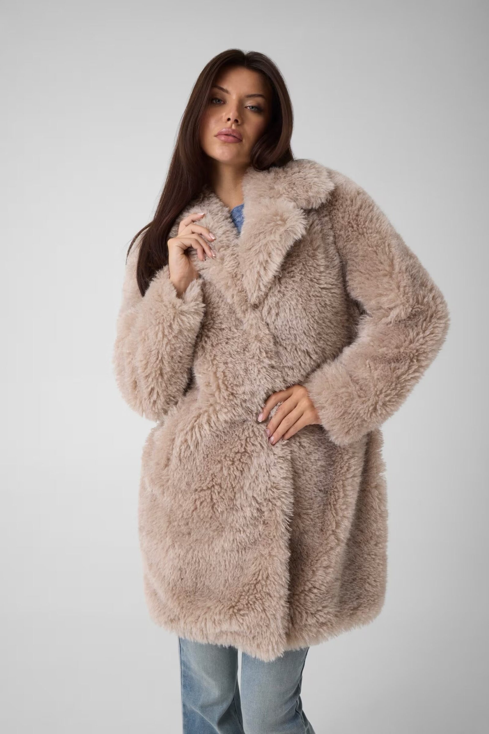 Guess Cappotto in Sherpa Modello: W6BL09W3742
